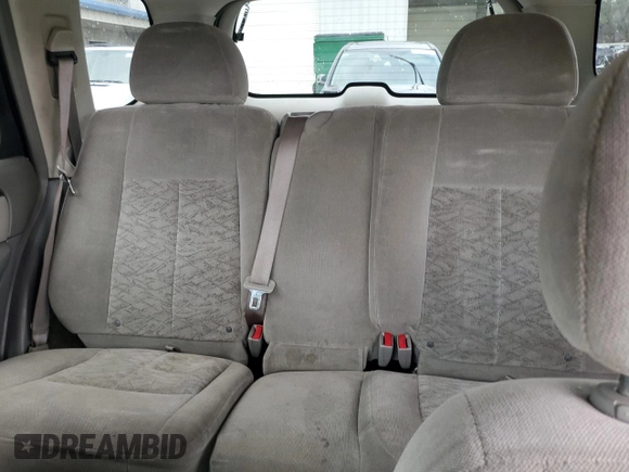 2006 GMC Envoy SLT with VIN 1GKDS13S762258032, listed as a Copart auction lot 88677095 with 184,188 mi miles and Salvage Title. Bid and sale history available at carsss.com. Image 10.