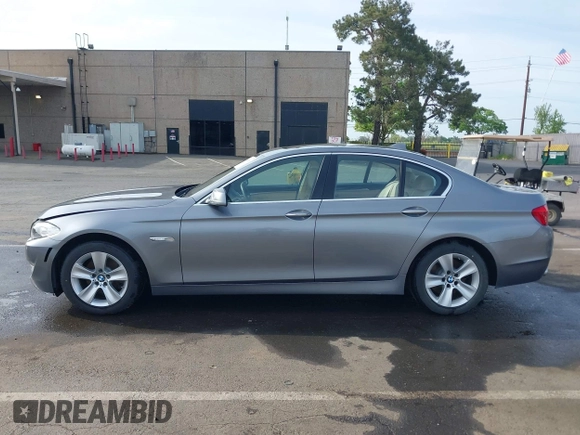 2012 BMW 5 Series 528i with VIN WBAXG5C53CDX04248, listed as a IAAI auction lot 42004099 with 197,776 mi miles. Bid and sale history available at carsss.com. Image 14.