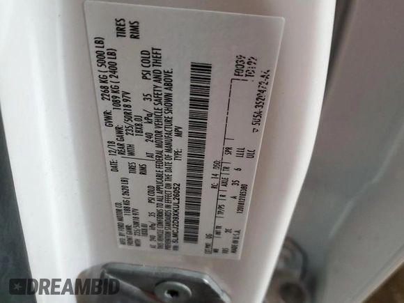 2019 Lincoln MKC Select z VIN 5LMCJ2D9XKUL26052, wystawiony jako Copart lot #54118395 z przebiegiem 66 335 mil mil oraz Szkoda całkowita • Salvage title. Historia ofert i sprzedaży dostępna na DreamBid. Obrazek 13.