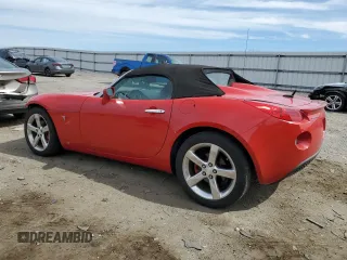 2008 Pontiac Solstice z VIN 1G2MB35B88Y107998, wystawiony jako Copart lot #49872315 z przebiegiem 70 788 mil mil oraz Czysty tytuł • Clean title. Historia ofert i sprzedaży dostępna na DreamBid. Obrazek 2.