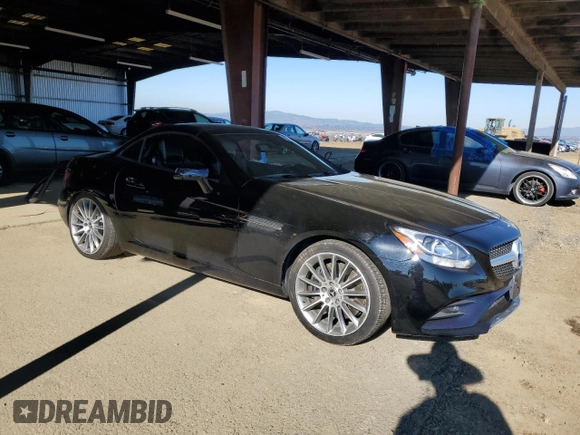 2020 Mercedes-Benz SLC 300 z VIN WDDPK3JA1LF166763, wystawiony jako Copart lot #82894704 z przebiegiem 37 870 mil mil oraz Szkoda całkowita • Salvage title. Historia ofert i sprzedaży dostępna na DreamBid. Obrazek 4.