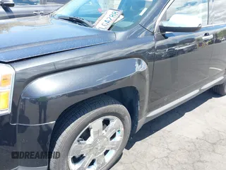 2011 GMC Terrain SLT-2 z VIN 2CTFLXE56B6359916, wystawiony jako IAAI lot #42255274 z przebiegiem 198 631 mil mil oraz . Historia ofert i sprzedaży dostępna na DreamBid. Obrazek 6.