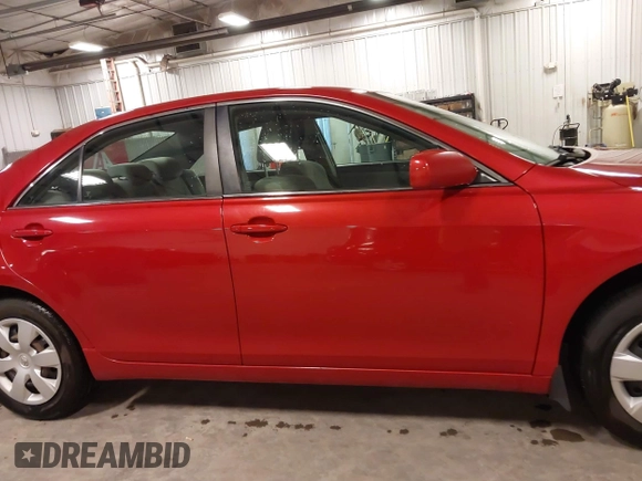 2009 Toyota Camry z VIN 4T4BE46K49R126704, wystawiony jako IAAI lot #41963584 z przebiegiem 180 248 mil mil oraz . Historia ofert i sprzedaży dostępna na DreamBid. Obrazek 14.
