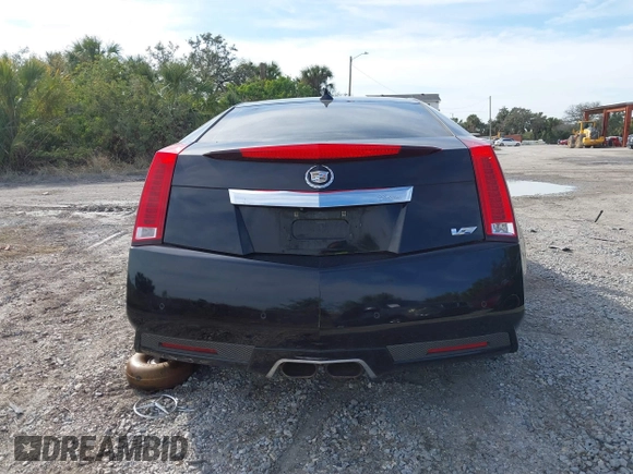 2013 Cadillac CTS-V z VIN 1G6DV1EP2D0167743, wystawiony jako IAAI lot #41450088 z przebiegiem 131 184 mil mil oraz . Historia ofert i sprzedaży dostępna na DreamBid. Obrazek 16.