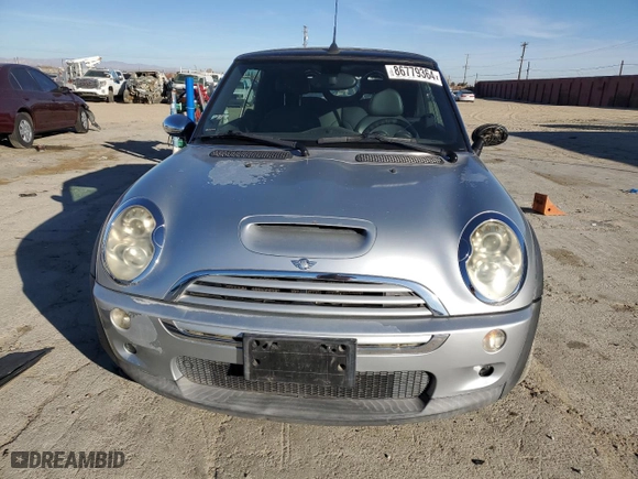 2005 MINI Cooper Convertible S with VIN WMWRH33575TK56261, listed as a Copart auction lot 86779364 with 74,573 mi miles and Clean Title. Bid and sale history available at carsss.com. Image 5.