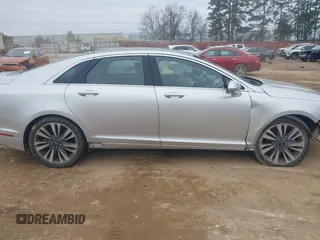 2018 Lincoln MKZ Reserve with VIN 3LN6L5E91JR627535, listed as a IAAI auction lot 41639647 with 131,079 mi miles and . Bid and sale history available at DreamBid. Image 14.