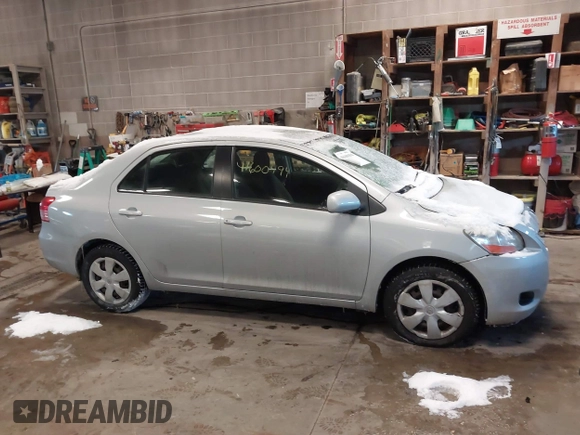 2007 Toyota Yaris with VIN JTDBT923271055260, listed as a IAAI auction lot 41600494 with 70,411 mi miles. Bid and sale history available at carsss.com. Image 13.