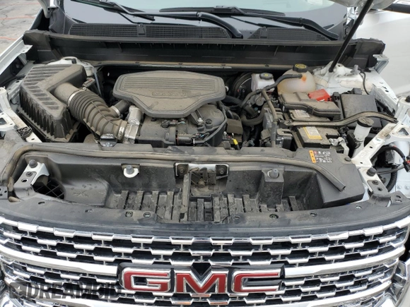 2022 GMC Acadia Denali with VIN 1GKKNPLS4NZ132119, listed as a Copart auction lot 86392404 with 37,404 mi miles and Salvage Title. Bid and sale history available at carsss.com. Image 12.