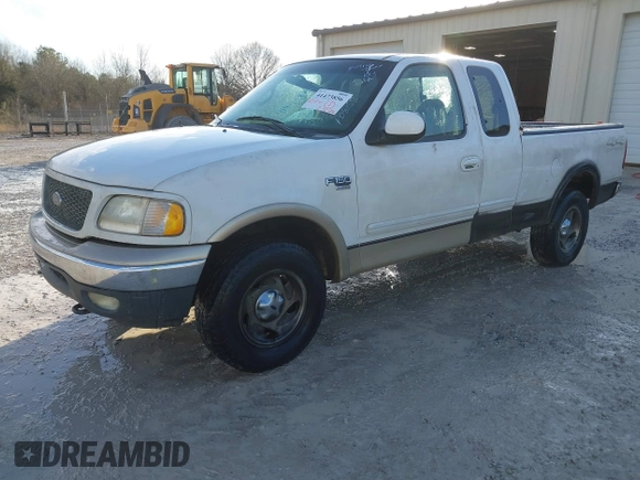 2000 Ford F-150 with VIN 2FTRX18W1YCA08159, listed as a IAAI auction lot 41473856 with 265,546 mi miles and . Bid and sale history available at DreamBid. Image 2.