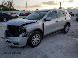 2020 Nissan Rogue S z VIN 5N1AT2MT5LC753808, wystawiony jako Copart lot #53938385 z przebiegiem 78 917 mil mil oraz Szkoda całkowita • Salvage title. Historia ofert i sprzedaży dostępna na DreamBid. Obrazek 1.