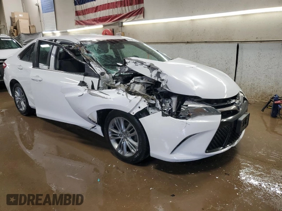 2015 Toyota Camry XLE with VIN 4T1BF1FK6FU024094, listed as a Copart auction lot 49734705 with 94,523 mi miles and Salvage Title. Bid and sale history available at carsss.com. Image 4.