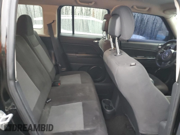 2016 Jeep Patriot Latitude z VIN 1C4NJRFB6GD500473, wystawiony jako Copart lot #54209335 z przebiegiem 157 945 mil mil oraz Szkoda całkowita • Salvage title. Historia ofert i sprzedaży dostępna na DreamBid. Obrazek 10.