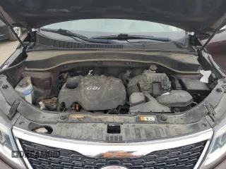 2015 Kia Sorento LX with VIN 5XYKT3A67FG569046, listed as a Copart auction lot 48377495 with 107,982 mi miles and Clean Title. Bid and sale history available at carsss.com. Image 12.
