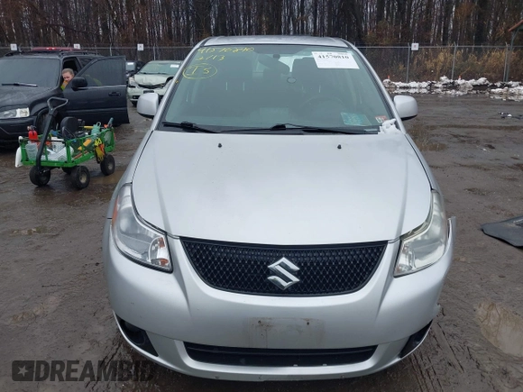 2011 Suzuki SX4 z VIN JS2YC5A41B6300385, wystawiony jako IAAI lot #41570810 z przebiegiem 117 847 mil mil oraz . Historia ofert i sprzedaży dostępna na DreamBid. Obrazek 12.