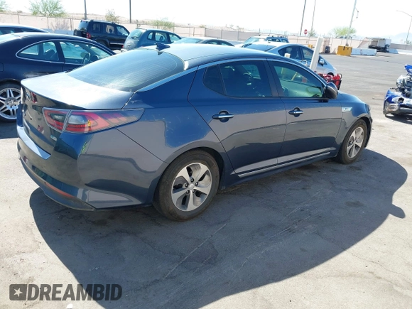2014 Kia Optima LX with VIN KNAGM4AD7E5065723, listed as a IAAI auction lot 42551879 with 106,206 mi miles and . Bid and sale history available at DreamBid. Image 4.