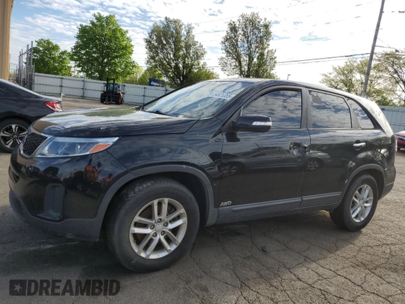 2015 Kia Sorento LX with VIN 5XYKTCA60FG568661, listed as a Copart auction lot 54926355 with 131,895 mi miles and Clean Title. Bid and sale history available at carsss.com. Image 1.