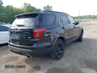 2016 Ford Explorer Sport z VIN 1FM5K8GT6GGC82785, wystawiony jako IAAI lot #42347253 z przebiegiem 170 680 mil mil oraz . Historia ofert i sprzedaży dostępna na DreamBid. Obrazek 4.