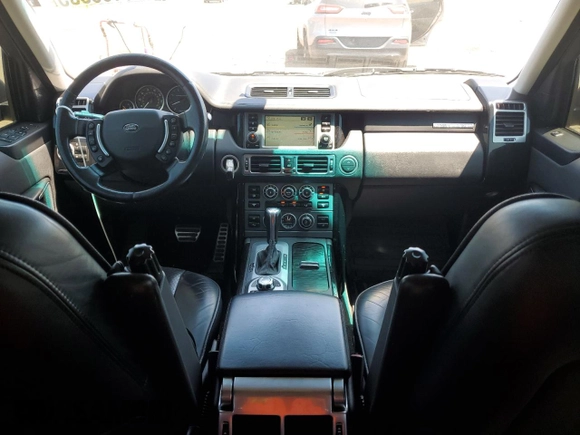2008 Land Rover Range Rover SC with VIN SALMF13448A266950, listed as a Copart auction lot 59165305 with 172,270 mi miles and Salvage title. Bid and sale history available at DreamBid. Image 8.