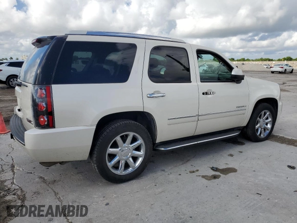2013 GMC Yukon Denali with VIN 1GKS1EEF0DR301812, listed as a Copart auction lot 70560564 with 0 mi miles and Salvage Title. Bid and sale history available at carsss.com. Image 3.