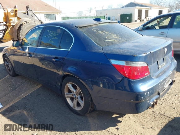 2004 BMW 5 Series 525i with VIN WBANA53594B173689, listed as a IAAI auction lot 41682916 with Not Provided miles. Bid and sale history available at carsss.com. Image 3.