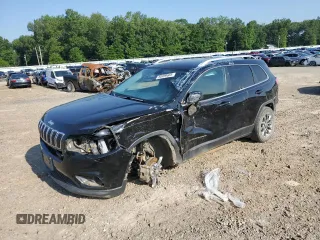 2019 Jeep Cherokee Latitude Plus z VIN 1C4PJLLB9KD176454, wystawiony jako Copart lot #59999685 z przebiegiem 148 113 mil mil oraz Szkoda całkowita • Salvage title. Historia ofert i sprzedaży dostępna na DreamBid. Obrazek 1.