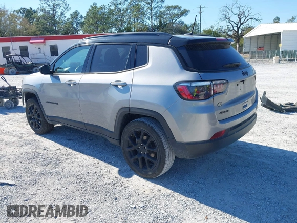 2023 Jeep Compass Latitude with VIN 3C4NJDBN8PT507373, listed as a IAAI auction lot 41669270 with 32,045 mi miles and . Bid and sale history available at DreamBid. Image 3.