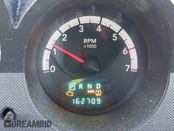 2007 Dodge Nitro SXT with VIN 1D8GU28K67W740794, listed as a IAAI auction lot 41591855 with 162,709 mi miles. Bid and sale history available at carsss.com. Image 16.