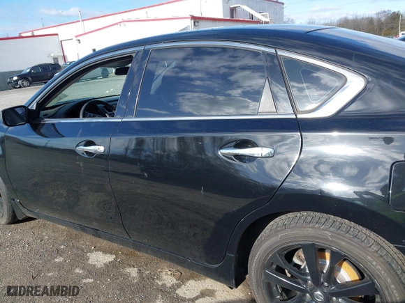 2017 Nissan Altima 2.5 SR with VIN 1N4AL3AP3HC286287, listed as a IAAI auction lot 41734373 with 118,932 mi miles. Bid and sale history available at carsss.com. Image 14.
