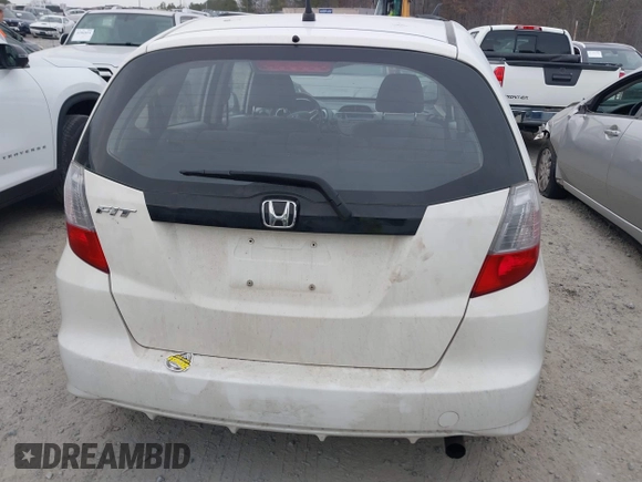 2013 Honda Fit with VIN JHMGE8H30DC067178, listed as a IAAI auction lot 41498926 with 121,036 mi miles. Bid and sale history available at carsss.com. Image 16.