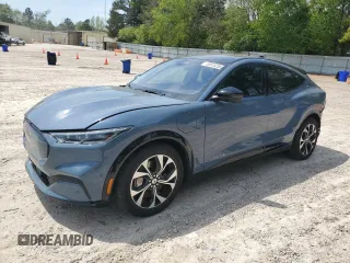 2023 Ford Mustang Mach-E Premium z VIN 3FMTK3RM2PMA30800, wystawiony jako Copart lot #52613255 z przebiegiem 25 757 mil mil oraz Szkody całkowita. Historia ofert i sprzedaży dostępna na DreamBid. Obrazek 1.