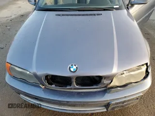 2001 BMW 3 Series 330Ci with VIN WBABS53491JU81647, listed as a Copart auction lot 84966314 with 221,823 mi miles and Salvage Title. Bid and sale history available at carsss.com. Image 11.