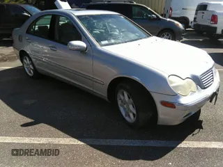 2002 Mercedes-Benz C with VIN WDBRF61J12F251513, listed as a IAAI auction lot 41889136 with 24,707 mi miles. Bid and sale history available at carsss.com. Image 1.