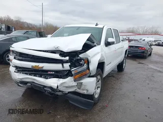 2018 Chevrolet Silverado 1500 LT with VIN 3GCUKREC3JG453433, listed as a IAAI auction lot 38138441 with 53,496 mi miles. Bid and sale history available at carsss.com. Image 17.