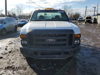 2008 Ford F-350 XL with VIN 1FDSF34558EC09372, listed as a Copart auction lot 84695984 with Not Provided miles and Clean Title. Bid and sale history available at DreamBid. Image 5.