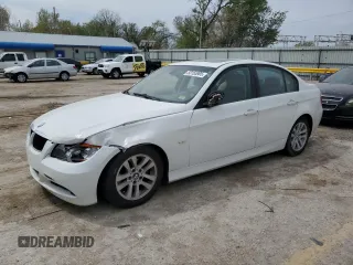 2006 BMW 3 Series 325i with VIN WBAVB13506PT18520, listed as a Copart auction lot 53155905 with 260,361 mi miles and Salvage title. Bid and sale history available at DreamBid. Image 1.