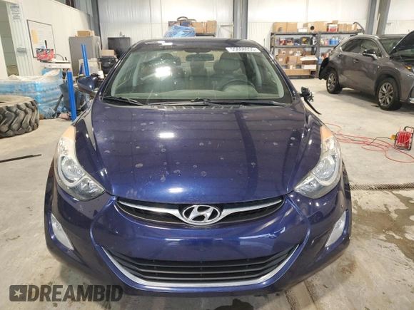 2012 Hyundai Elantra Limited z VIN 5NPDH4AE5CH137714, wystawiony jako Copart lot #55608055 z przebiegiem 88 187 mil mil oraz Szkoda całkowita • Salvage title. Historia ofert i sprzedaży dostępna na DreamBid. Obrazek 5.