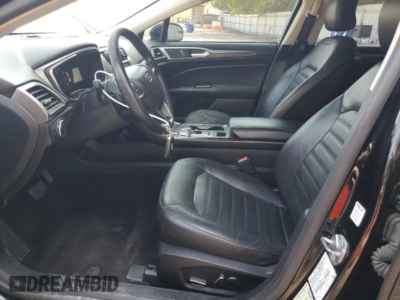 2017 Ford Fusion SE z VIN 3FA6P0H98HR328552, wystawiony jako Copart lot #52709395 z przebiegiem 188 451 mil mil oraz Szkoda całkowita • Salvage title. Historia ofert i sprzedaży dostępna na DreamBid. Obrazek 7.