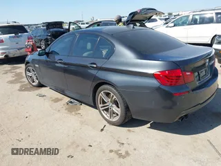2014 BMW 5 Series 528i z VIN WBA5A5C59ED503028, wystawiony jako IAAI lot #42033479 z przebiegiem 93 335 mil mil oraz . Historia ofert i sprzedaży dostępna na DreamBid. Obrazek 3.