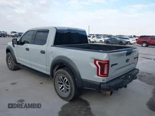 2017 Ford F-150 Raptor with VIN 1FTFW1RG2HFC86389, listed as a IAAI auction lot 41292759 with Not Provided miles and . Bid and sale history available at carsss.com. Image 3.