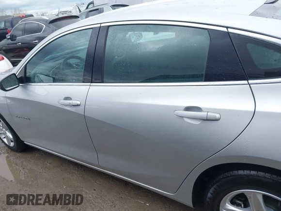 2022 Chevrolet Malibu LT with VIN 1G1ZD5ST7NF172376, listed as a IAAI auction lot 42026091 with 59,512 mi miles and . Bid and sale history available at DreamBid. Image 15.