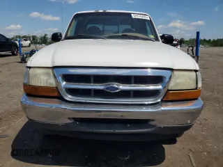 2000 Ford Ranger XL with VIN 1FTYR14V1YPB14225, listed as a Copart auction lot 55570405 with 212,274 mi miles and Clean Title. Bid and sale history available at carsss.com. Image 5.