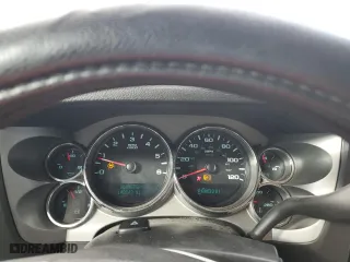 2007 Chevrolet Silverado 1500 LTZ with VIN 2GCEC13J871501224, listed as a Copart auction lot 86289944 with 180,243 mi miles and Salvage Title. Bid and sale history available at carsss.com. Image 9.