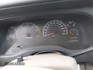 2000 Dodge Durango z VIN 1B4HR28Z3YF225347, wystawiony jako IAAI lot #42291055 z przebiegiem Nie podano mil oraz . Historia ofert i sprzedaży dostępna na DreamBid. Obrazek 7.