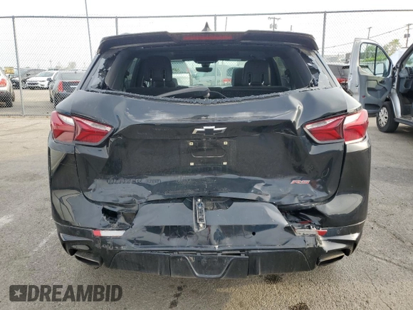 2020 Chevrolet Blazer RS z VIN 3GNKBKRS9LS668340, wystawiony jako Copart lot #54913965 z przebiegiem 86 611 mil mil oraz Szkoda całkowita • Salvage title. Historia ofert i sprzedaży dostępna na DreamBid. Obrazek 6.