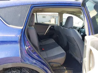 2015 Toyota RAV4 XLE with VIN 2T3RFREVXFW253698, listed as a IAAI auction lot 41798700 with 147,202 mi miles. Bid and sale history available at carsss.com. Image 8.