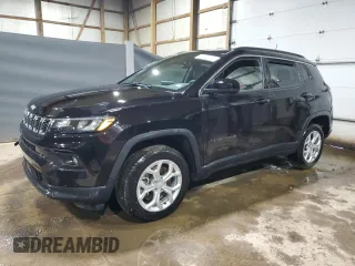 2024 Jeep Compass Latitude with VIN 3C4NJDBNXRT111271, listed as a Copart auction lot 51914985 with 16,400 mi miles and Clean Title. Bid and sale history available at carsss.com. Image 1.