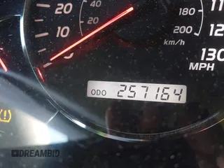 2004 Lexus GX 470 with VIN JTJBT20X840058143, listed as a IAAI auction lot 42098205 with 257,164 mi miles and . Bid and sale history available at DreamBid. Image 15.