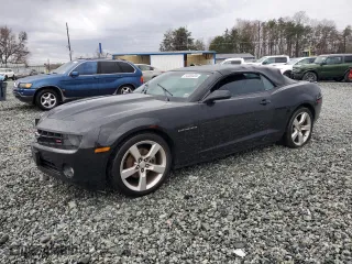 2011 Chevrolet Camaro 1LT with VIN 2G1FB3DD4B9187442, listed as a Copart auction lot 84389404 with 104,892 mi miles and Clean Title. Bid and sale history available at carsss.com. Image 1.