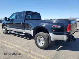 2006 Ford F-350 XL with VIN 1FTWW33P96EB51529, listed as a Copart auction lot 46811995 with 142,185 mi miles and Salvage title. Bid and sale history available at DreamBid. Image 2.