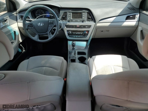 2015 Hyundai Sonata 2.4L SE with VIN 5NPE24AF6FH160664, listed as a Copart auction lot 54122865 with 179,972 mi miles and Clean Title. Bid and sale history available at carsss.com. Image 8.